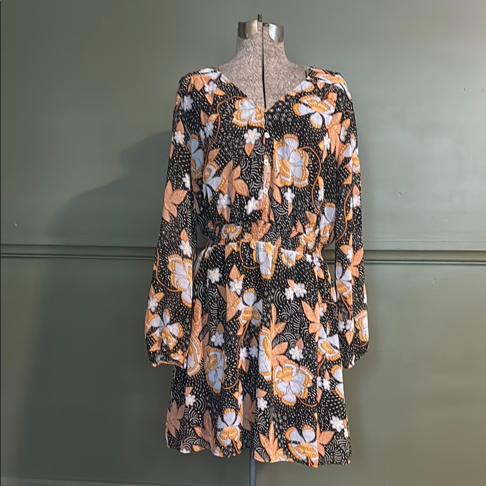 Floral Black and gold/rust color longsleeve Dress. 1/3 button up.